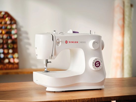 Singer M2505 - Naaimachine